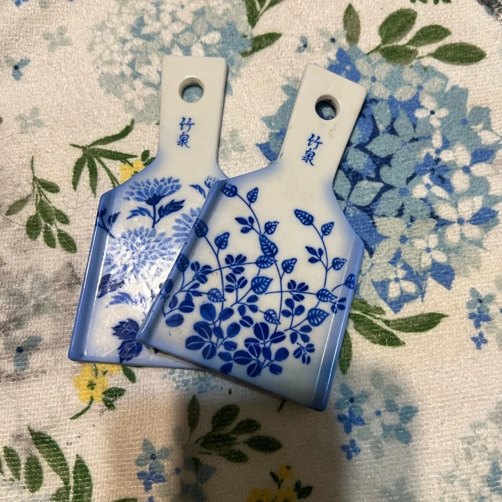 Vintage Japanese orishigane ginger grater , blue & white ceramic - set of 2 - Picture 2 of 4